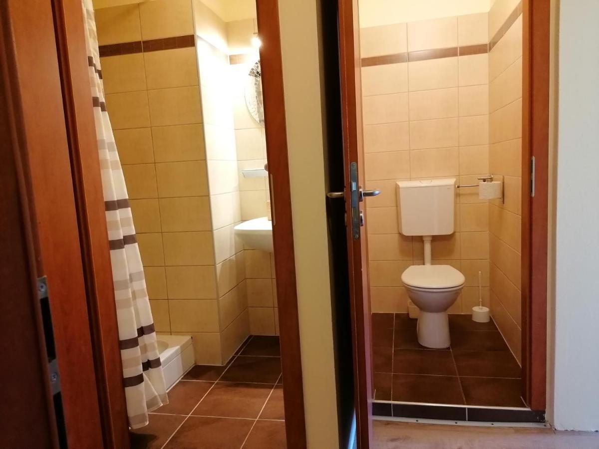 Adventure House Hotel Palfau Bagian luar foto